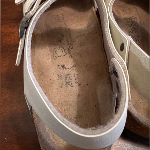 Birkenstock Birkis Cream/Champagne Sandals - Picture 9 of 13